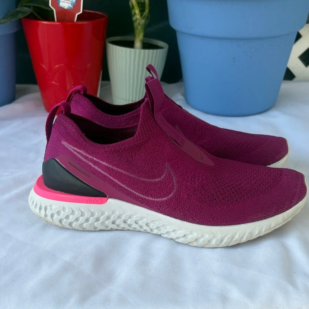 Nike Women’s Slip-On Sneakers - Magenta - Picture 9 of 9